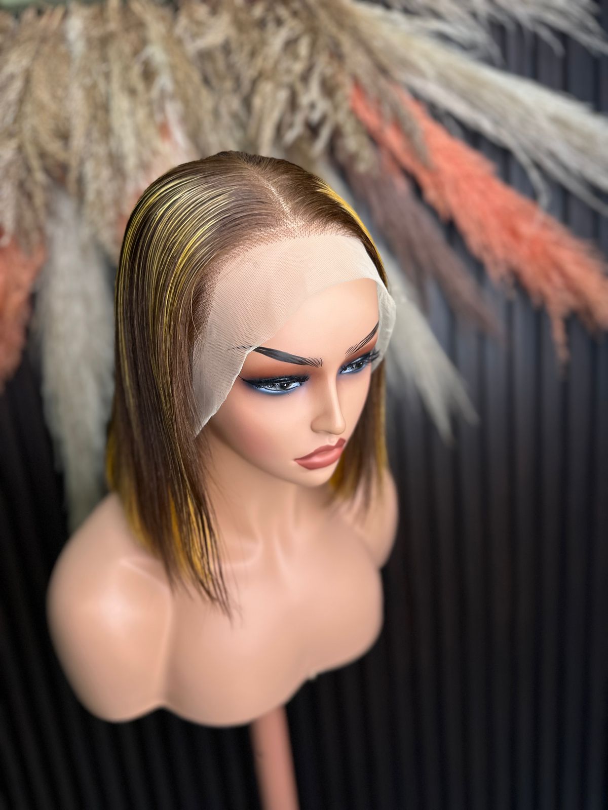 Super Double Drawn Full frontal 4/27 Bob Wig